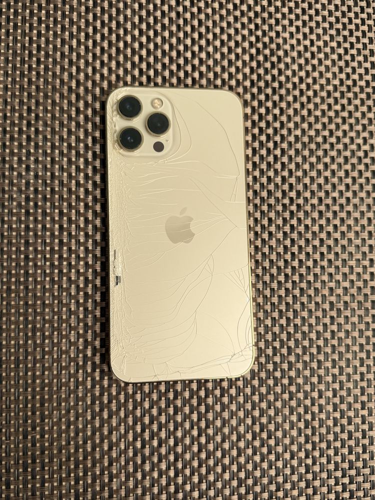 Iphone 12 Pro max icloud / айфон 12 про макс за части
