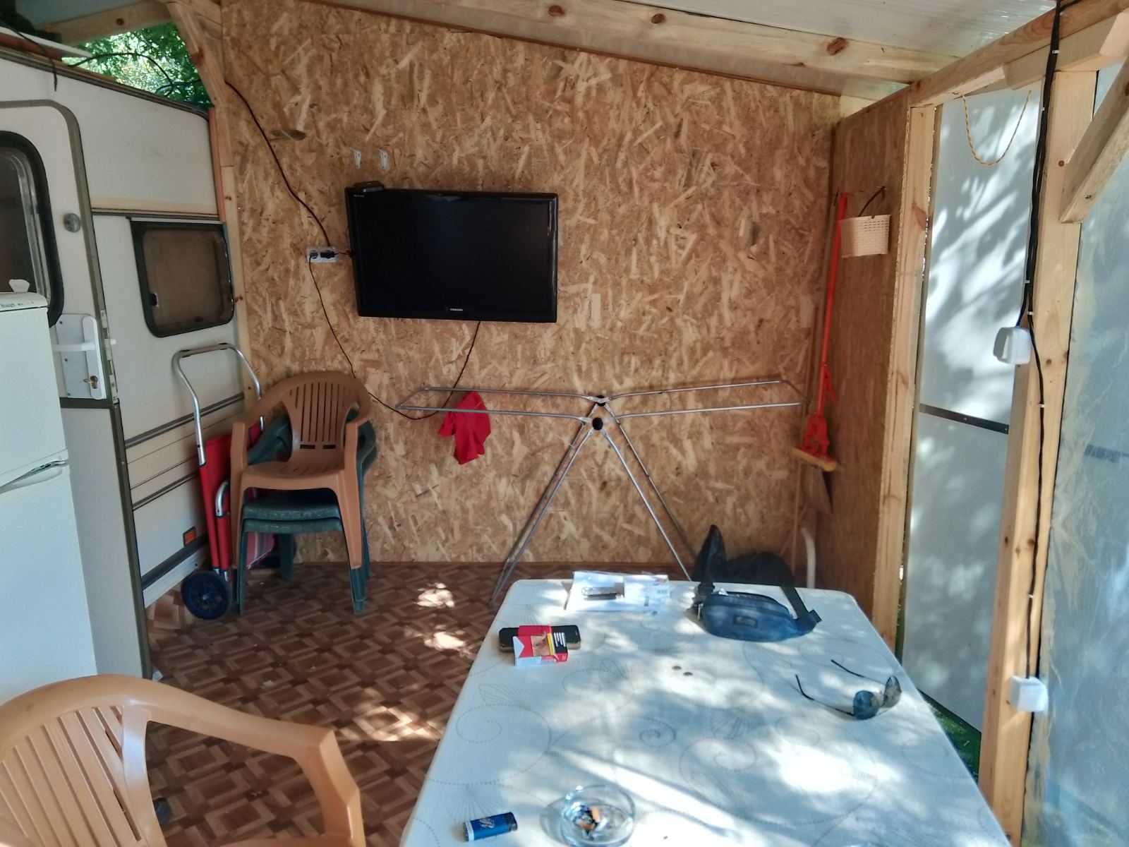 Каравана под наем в къмпинг Китен