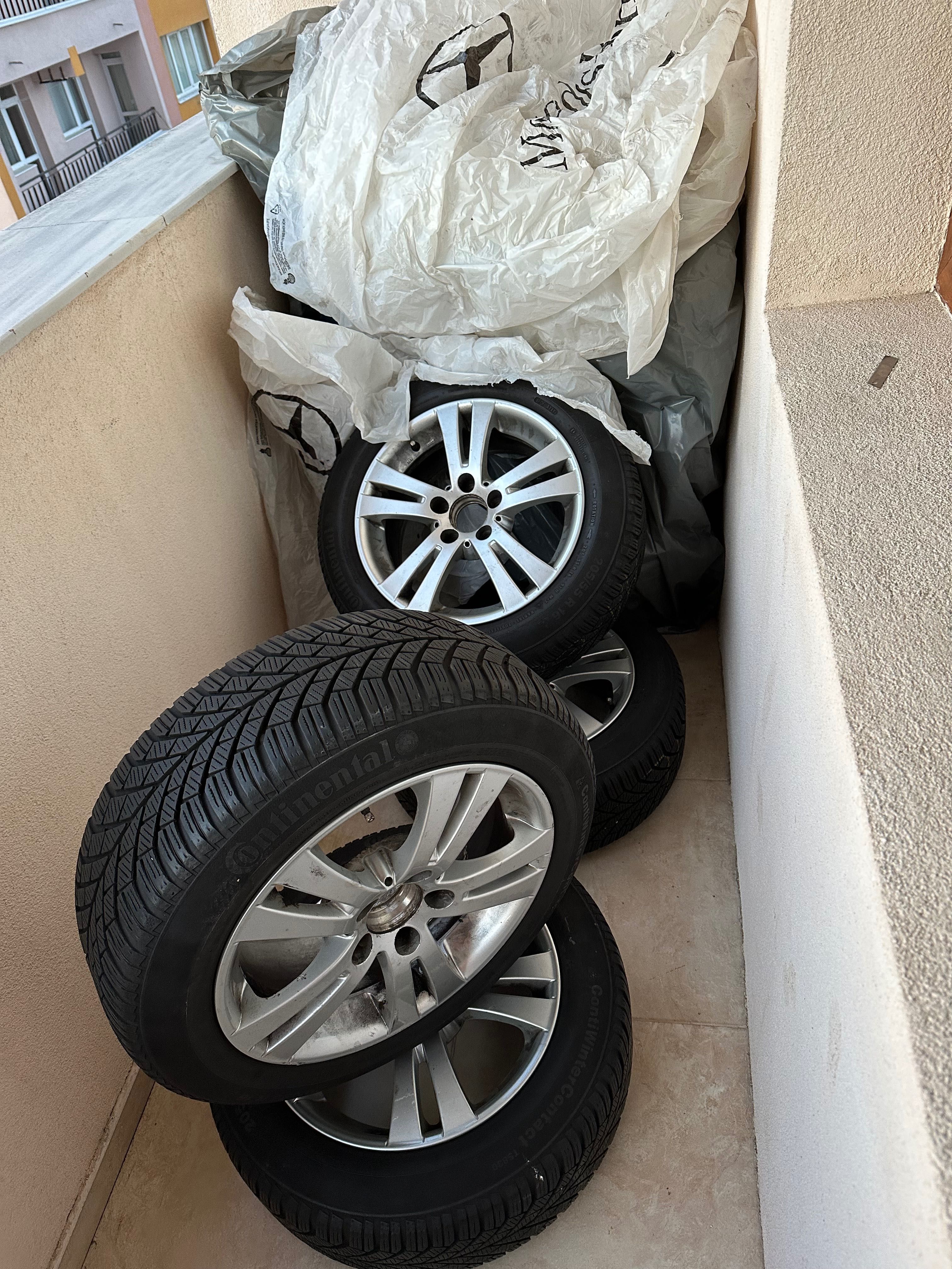 4бр джанти за Mercedes 5x112 със зимни гуми Continental
