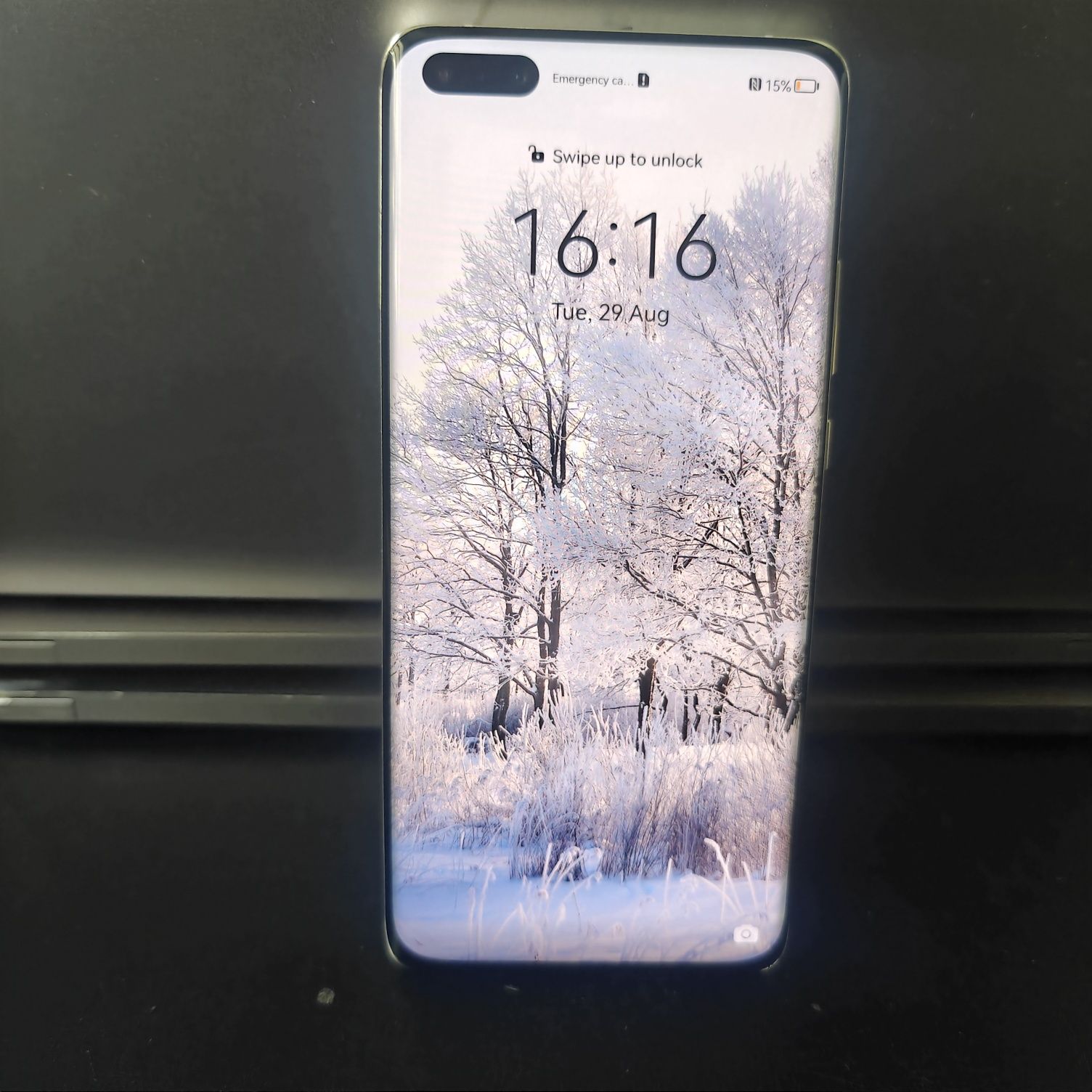 Продава Huawei P40 pro/256 GB/като нов