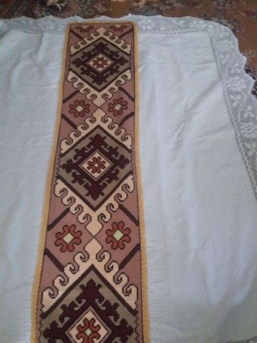 Draperii in chelin si tesute in razboi