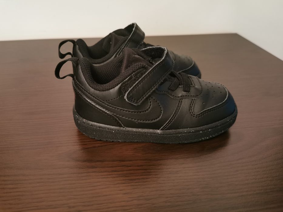 Маратонки адидас и найк