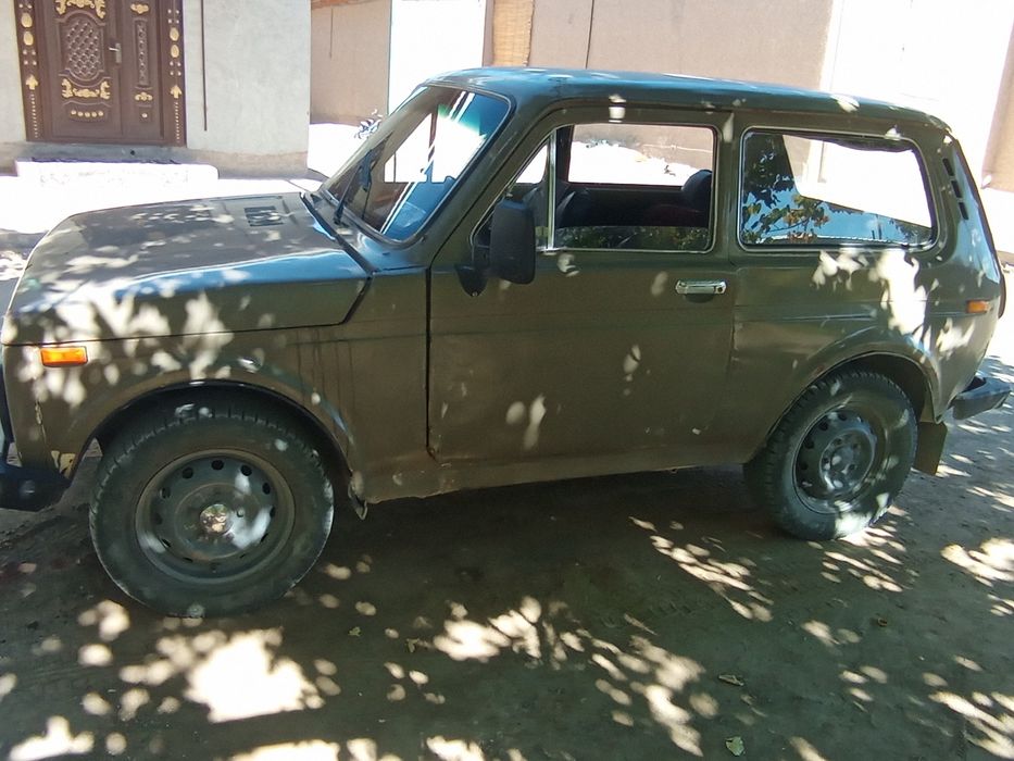 Нива ВАЗ  . Нннн