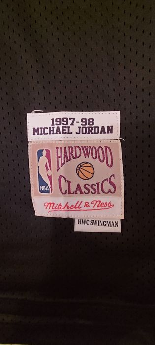 Jersey Michael Jordan 23, mărimea M, Mitchell and Ness.