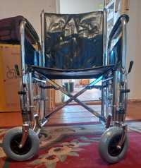 Инвалидная коляска новая срочна прадаеца