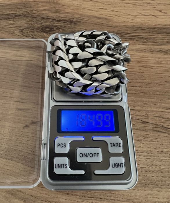 Продам шикарную мощную цепь