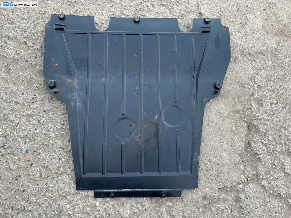 Scut Protectie Plastic Motor Renault Clio 3 2005 - 2012 Cod 8200520829 8200520832 [X3155]