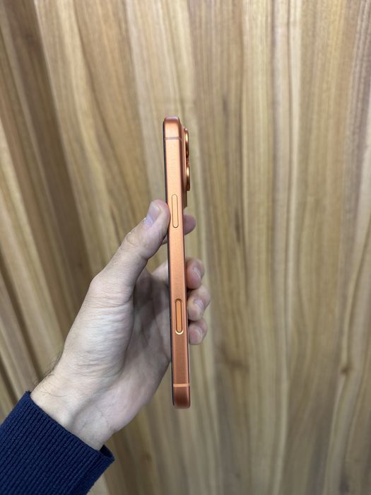 iphone 17pro max Orange 256gb 100% 38sikl