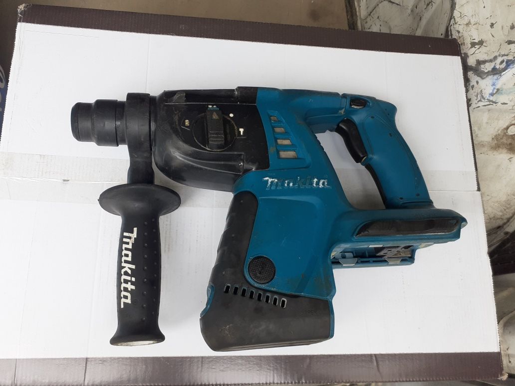 Rotopercutor Makita 36v BHR 262 Doar Corp