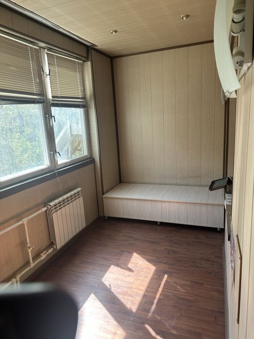 Продаётся квартира 4-х комнатная. Спецплан. Своя, Чистая,