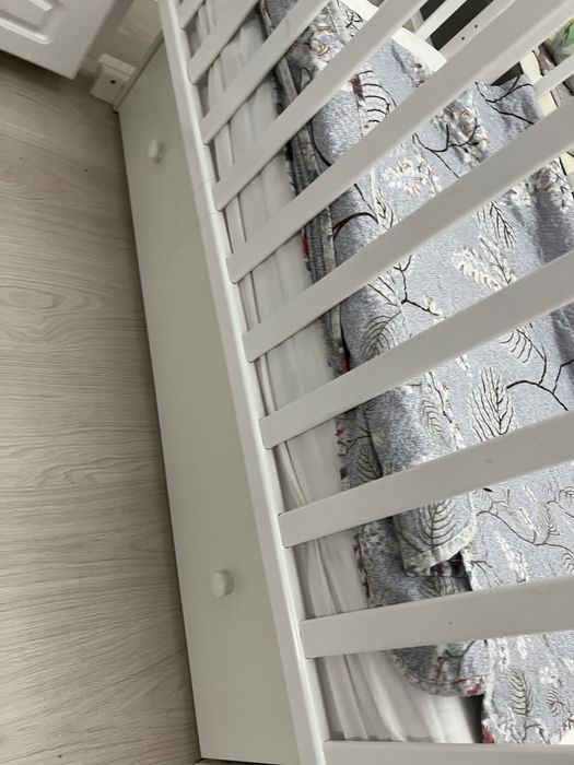 Продам детскую кроватку