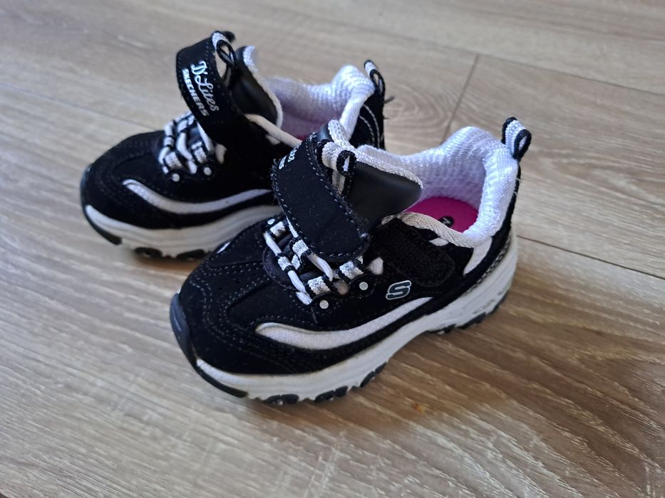 Adidasi Skechers fetite nr 21