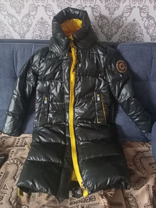 Продам куртку 14500тг