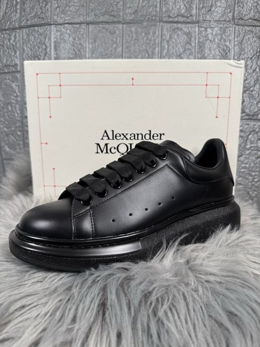 Alexander McQueen Full Negru Black Cutie