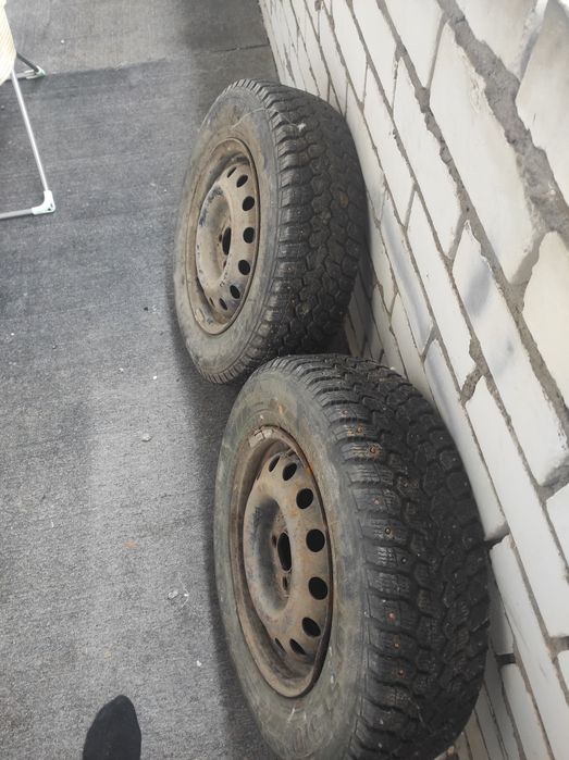 Продам покрышки бывшего употреб