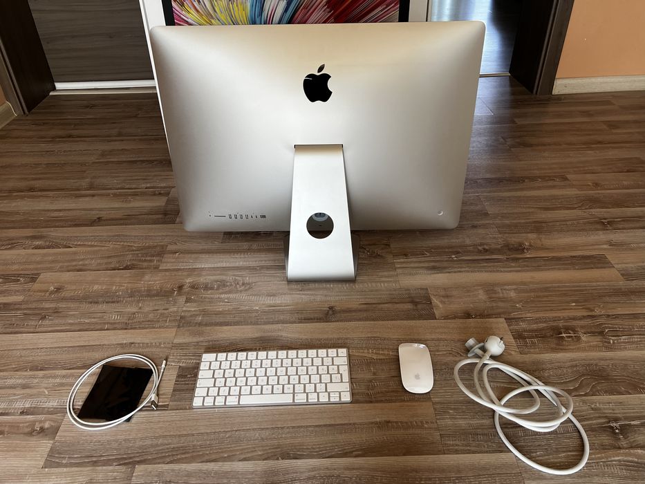 Vând iMac Retina 5K 27” 2019 Intel Core i5 1TB
