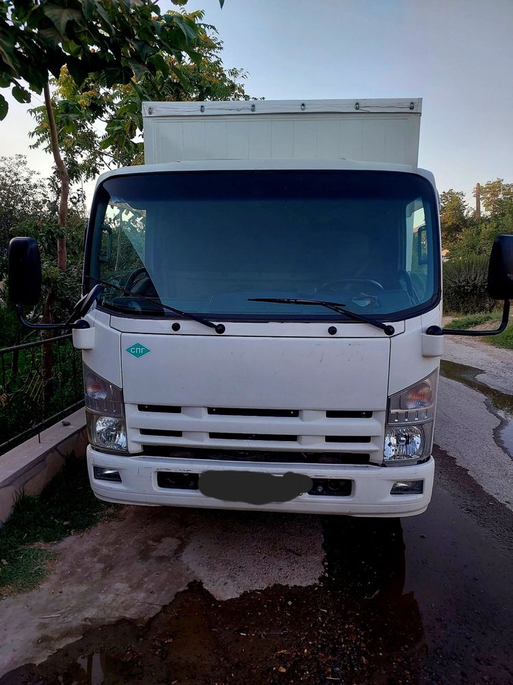 Isuzu Guruzavoy 2010