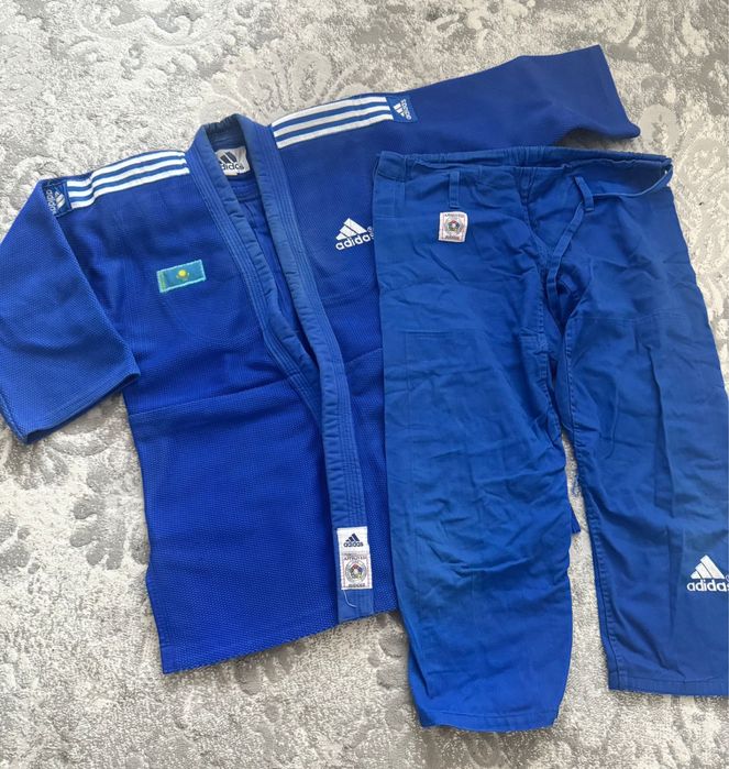 Продам кимоно для дзюдо