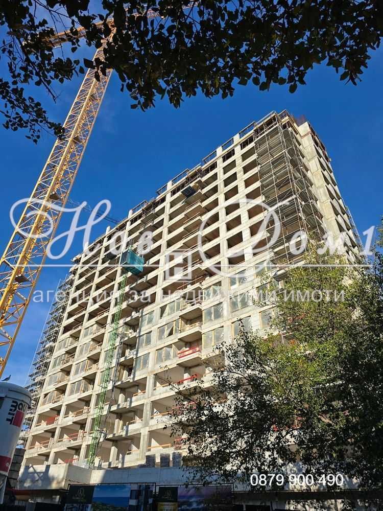 Идеално местоположение / 26 m2 - Дневна / 12 m2 - Спалня