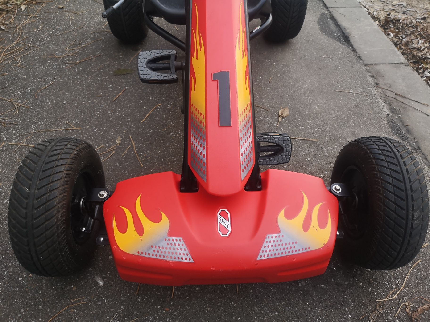 Kart/Cart cu pedale PUKY F1 pt. copii de la 6 la 12 ani, rosu