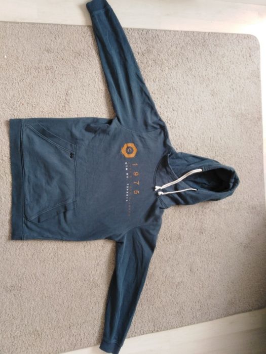 Vand bluza sport , produs de calitate, import Germania,mar.M