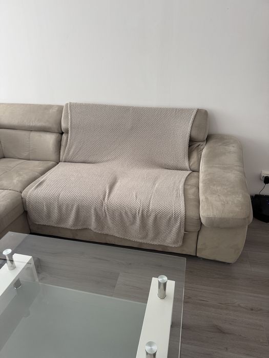 Coltar modern, extensibil cu lada depozitare
