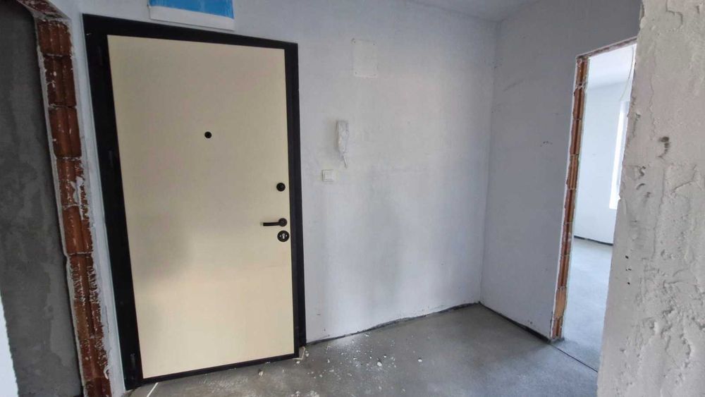 Продава се Двустаен апартамент в Пловдив, Остромила - 64 кв.м за 1954 €/кв.м - Снимка #1