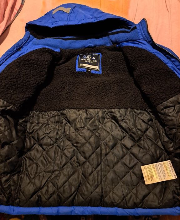 Geaca iarna albastra