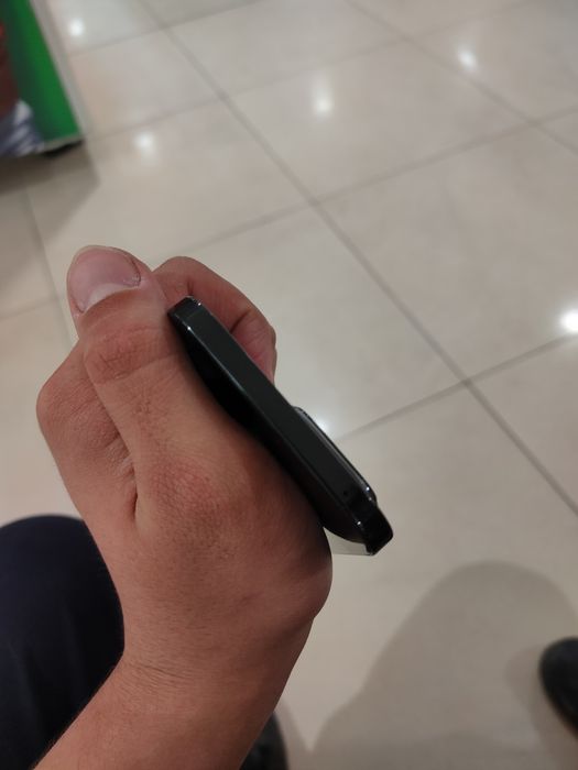 Honor 200.  Lite