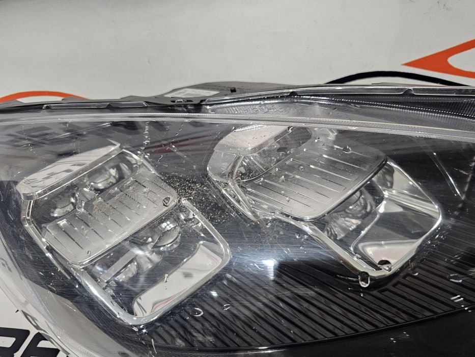 Far dreapta led Ford Kuga 3 dupa 2019 cod LV4B-13E014-FB
