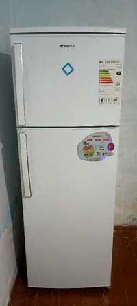Продаётся холодильник shivaki