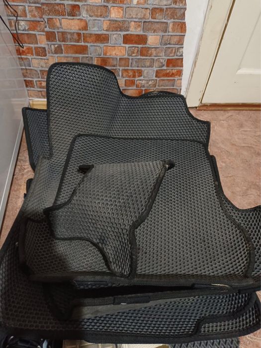 Коврики для автомобиля