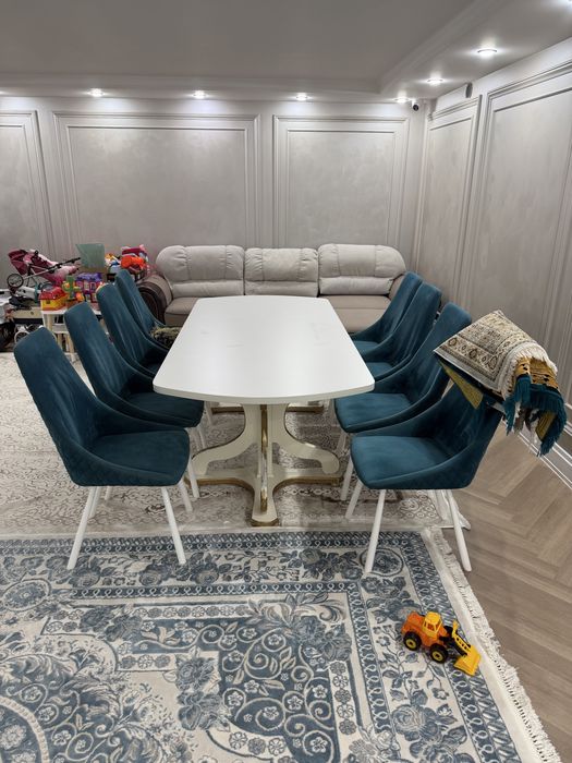 Продается Стол со Стульями