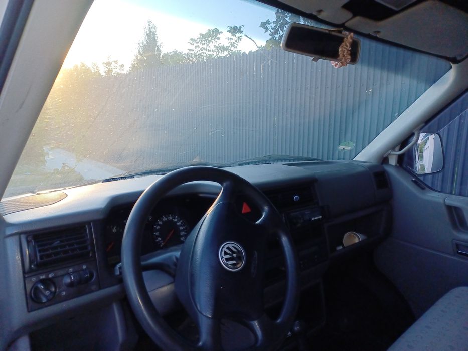 W t4 caravelle 8+1 locuri