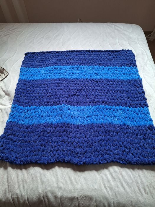 ТОТАЛНА РАЗПРОДАЖБА Ръчно плетено  бебешко одеяло