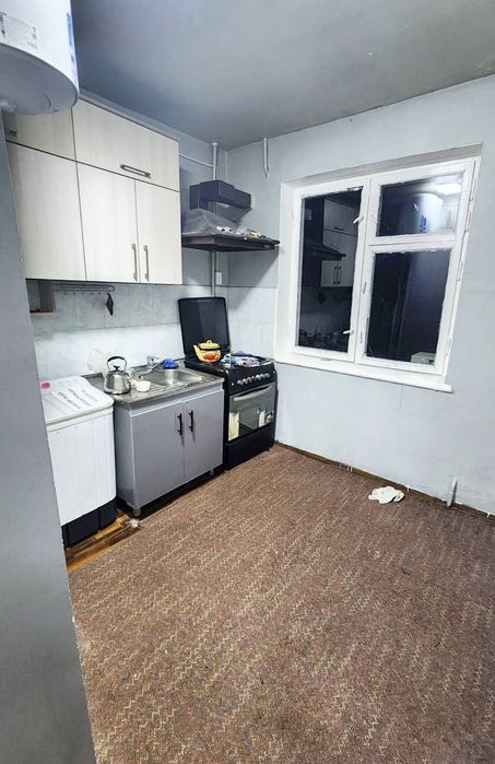 Milliy universititi yonida