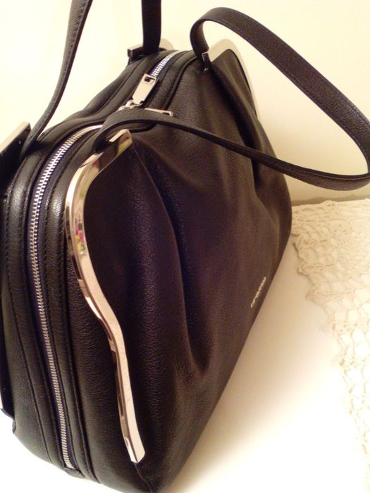 Diferite posete noi .