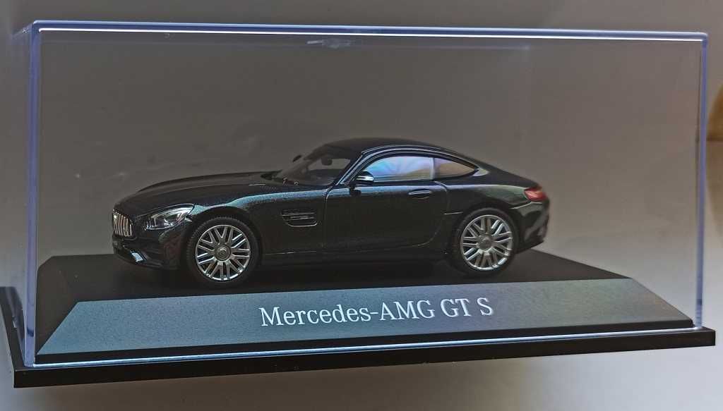 Macheta Mercedes-AMG GT S 2018 - Norev 1/43