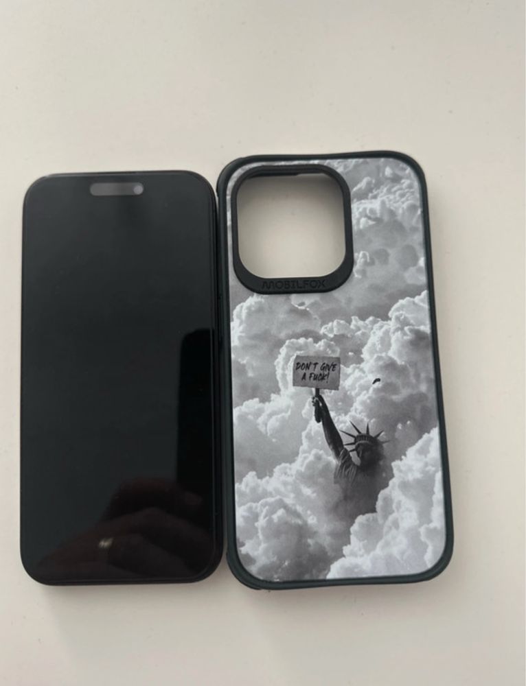 Iphone 15 pro in stare buna