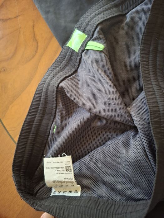 Фирменное спортивные штаны мужские размер  52.54