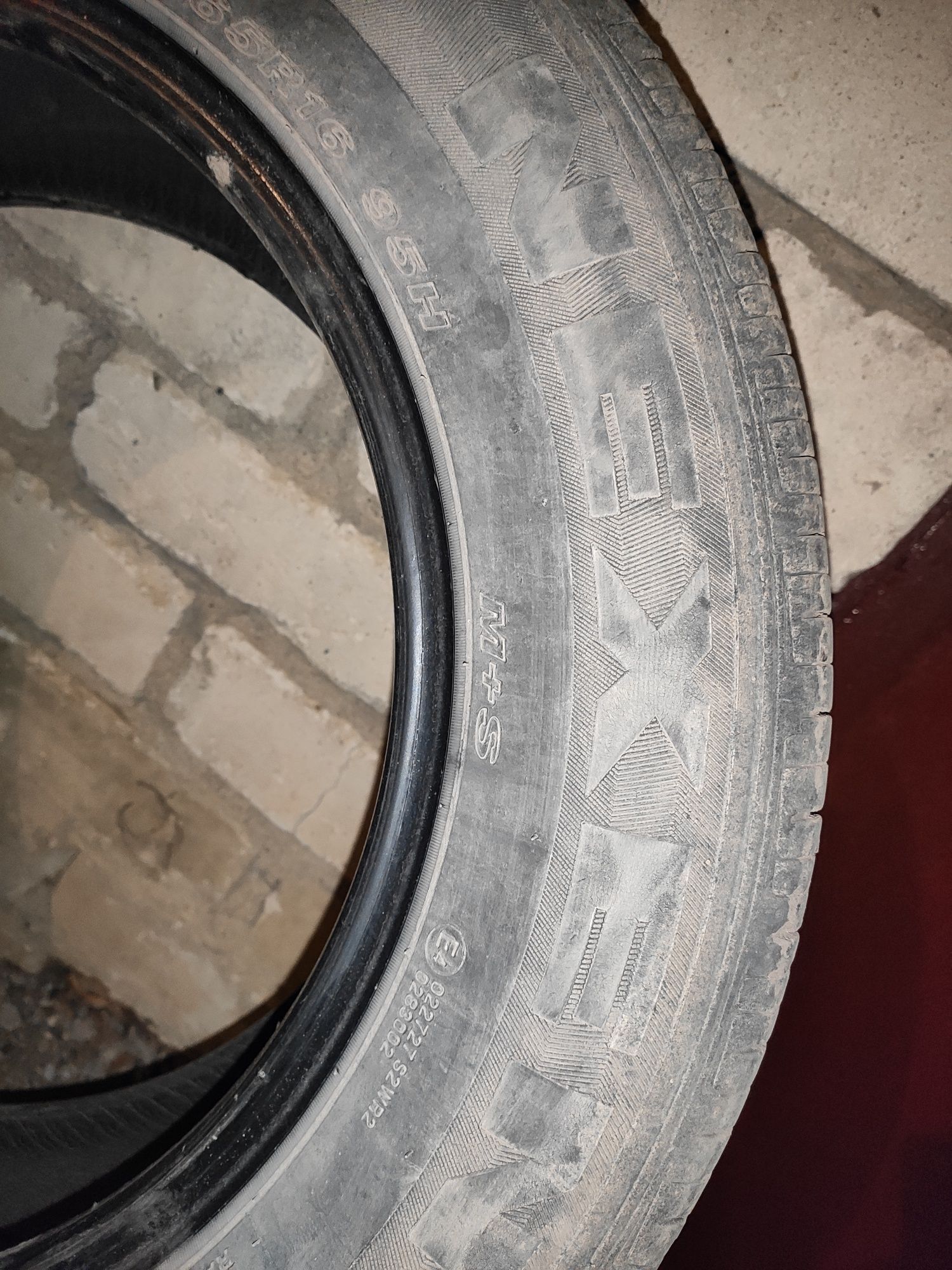 Продам резину Nexen