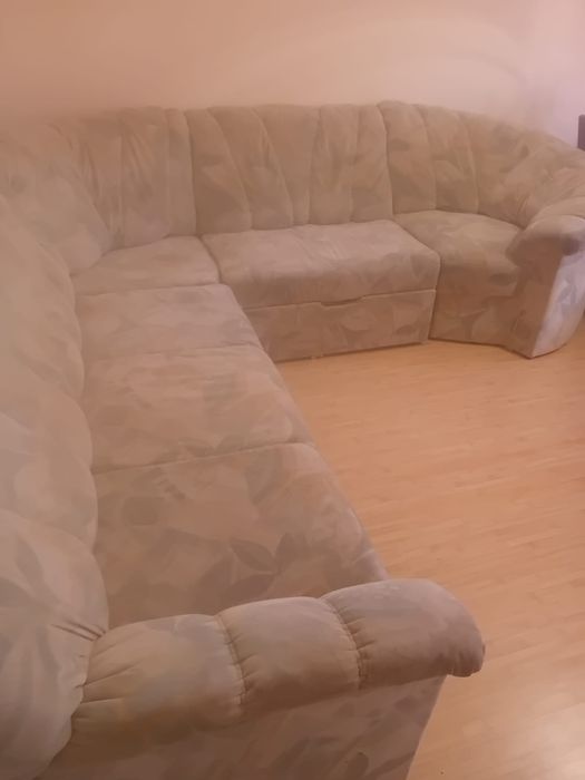 Colțar plus extensibil mare pentru living