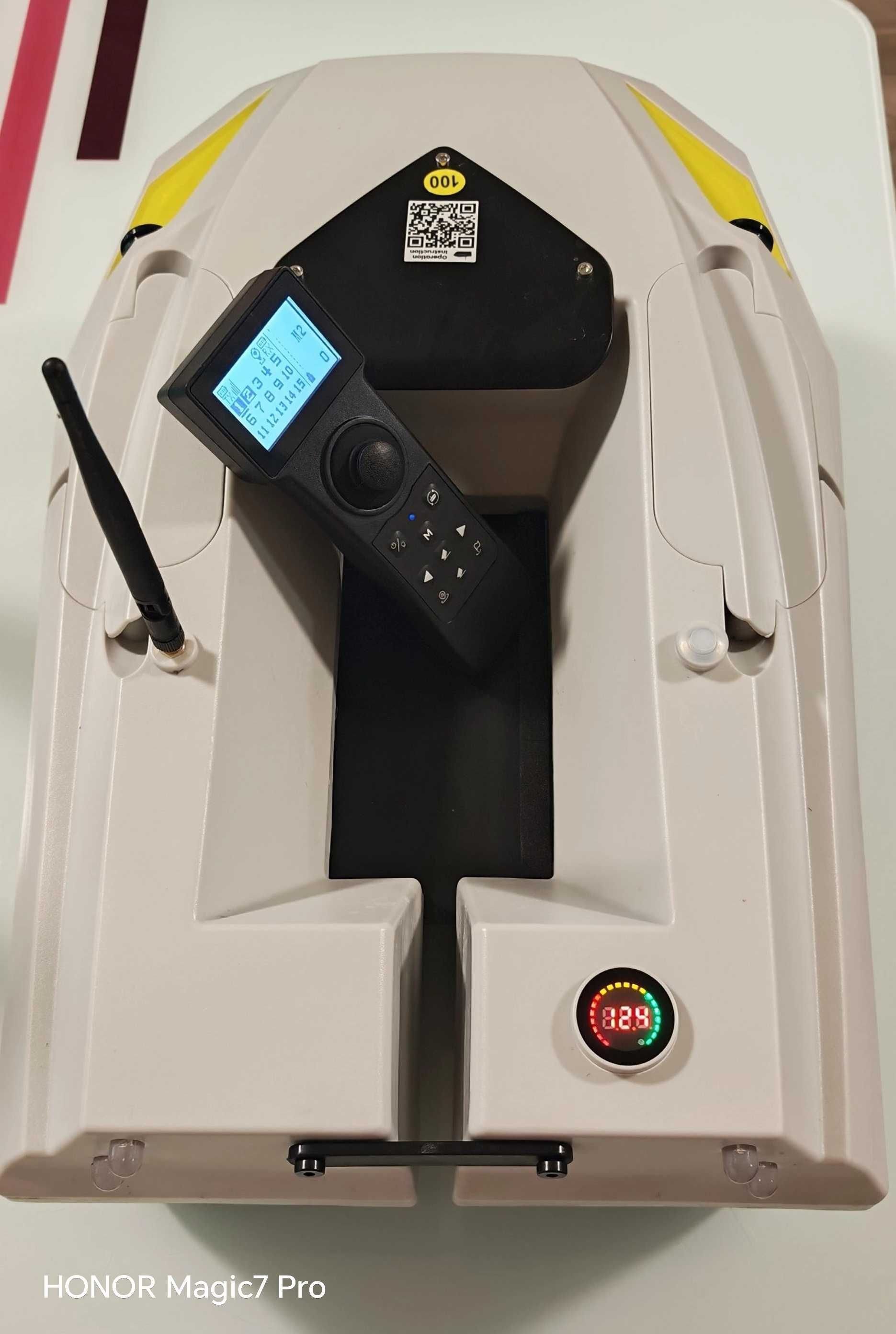 Лодка за Захранка D50B GPS с Гаранция 1г