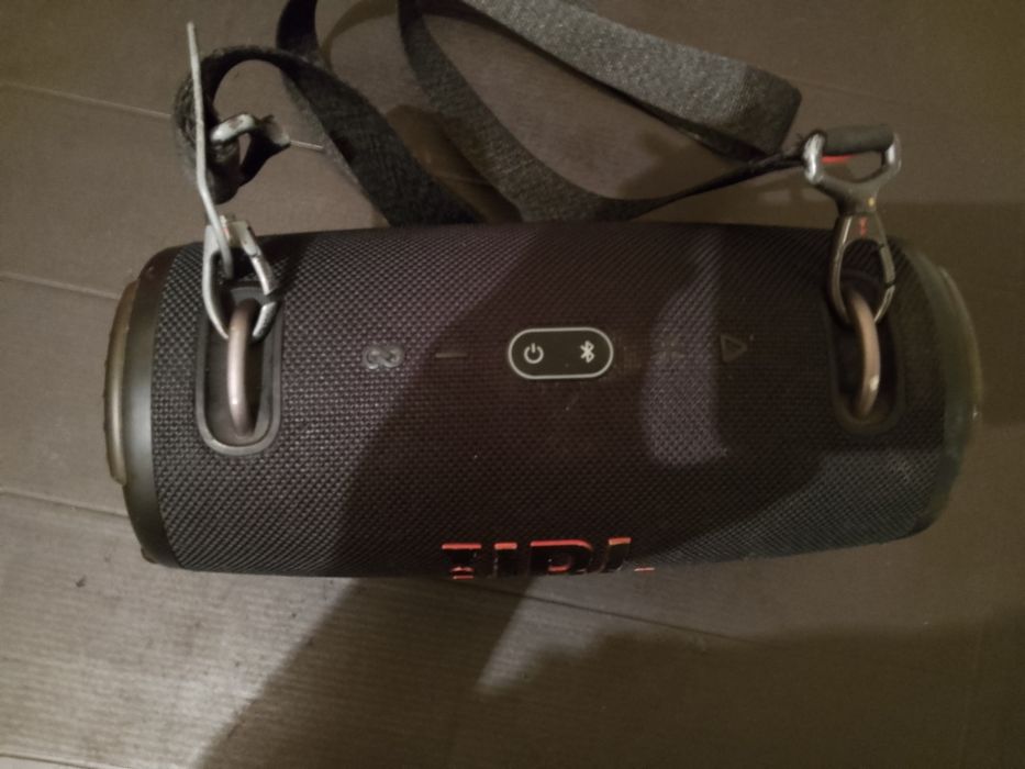 Boxă jbl xtrem 3 originală merge și funcționează 10.10