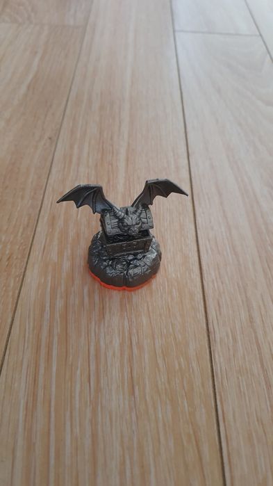 Skylanders Giants Platinum Treasure Chest