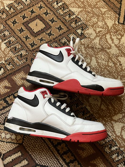 vand snickersi/adidasi nike air