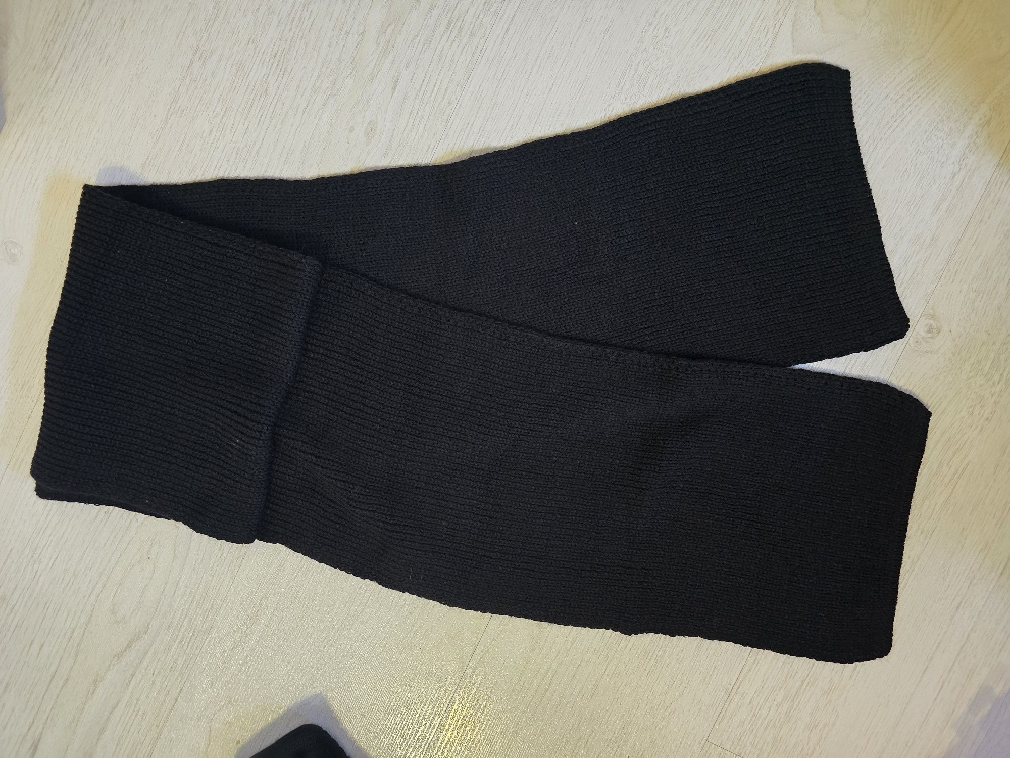 Продам шапку и шарф