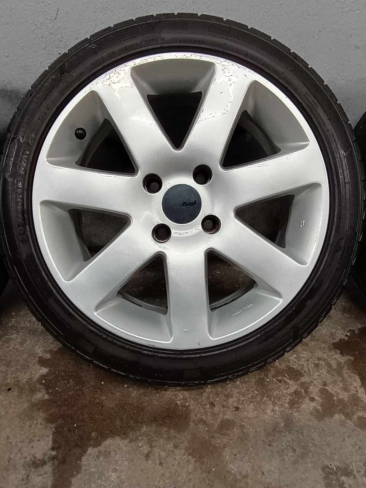 Лети джанти 16 4x108 ET35 7.5j с летни гуми 205/45/16