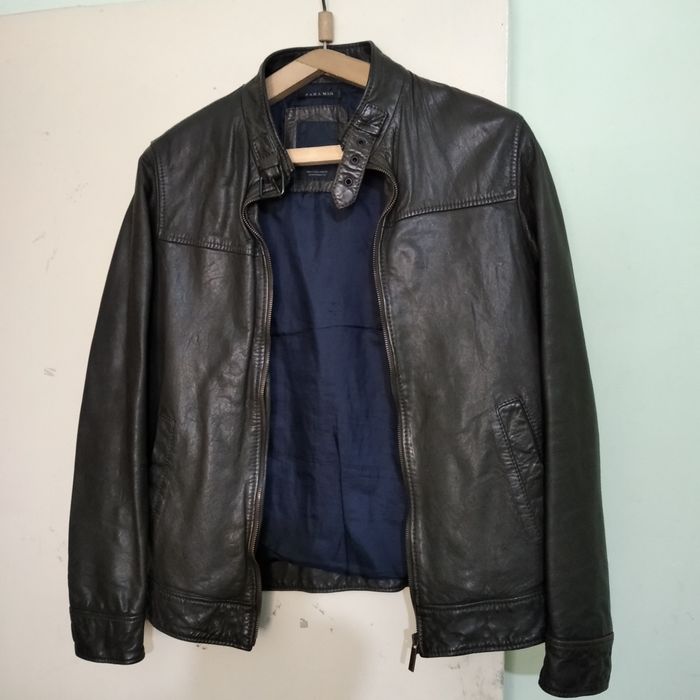 Продам натуральные кожаные куртки.