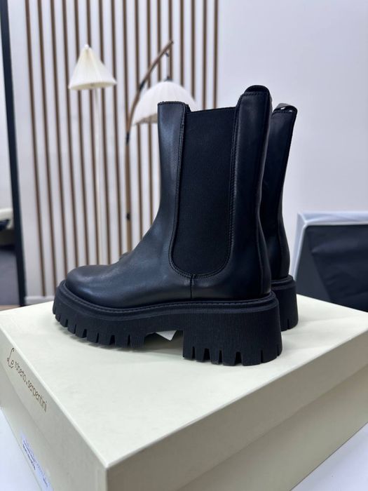 челси Roberto Serpentini